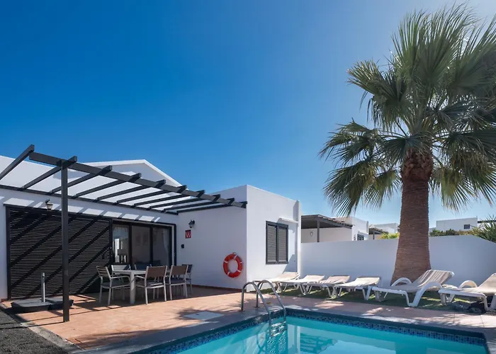 Casa Rosa * Playa Blanca